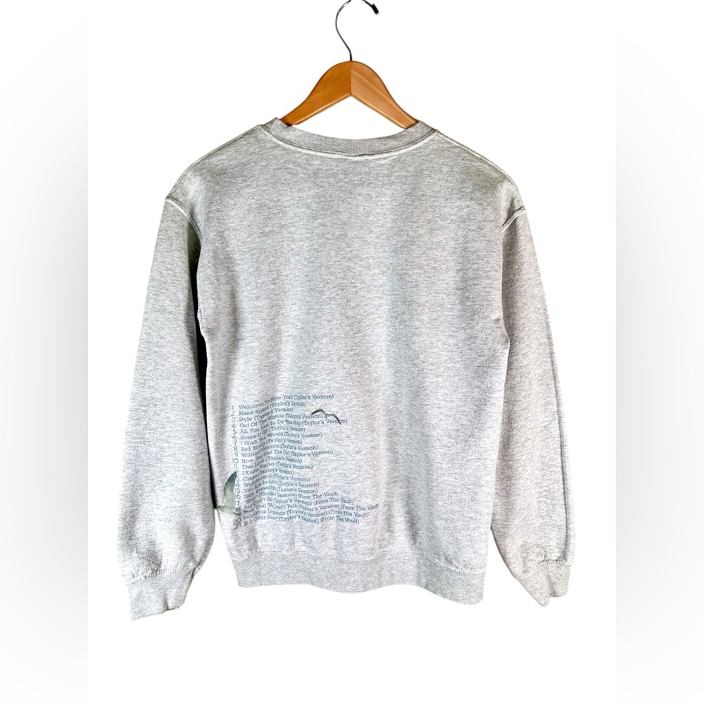 Taylor Swift Spotify Fans First Heather Gray 1989 (Taylor's Version) sweatshirt - Picture 2 of 6